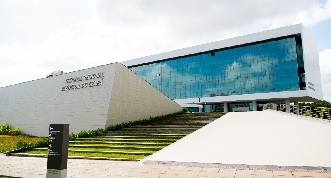 Tribunal Regional Eleitoral do Ceará - TRE CE - #SextaCultural ♟E